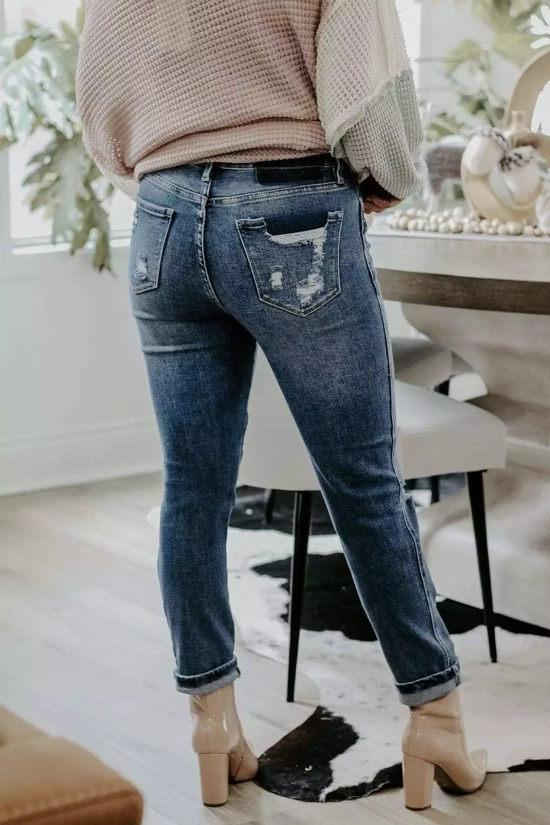 On Point Distressed Skinny Jean