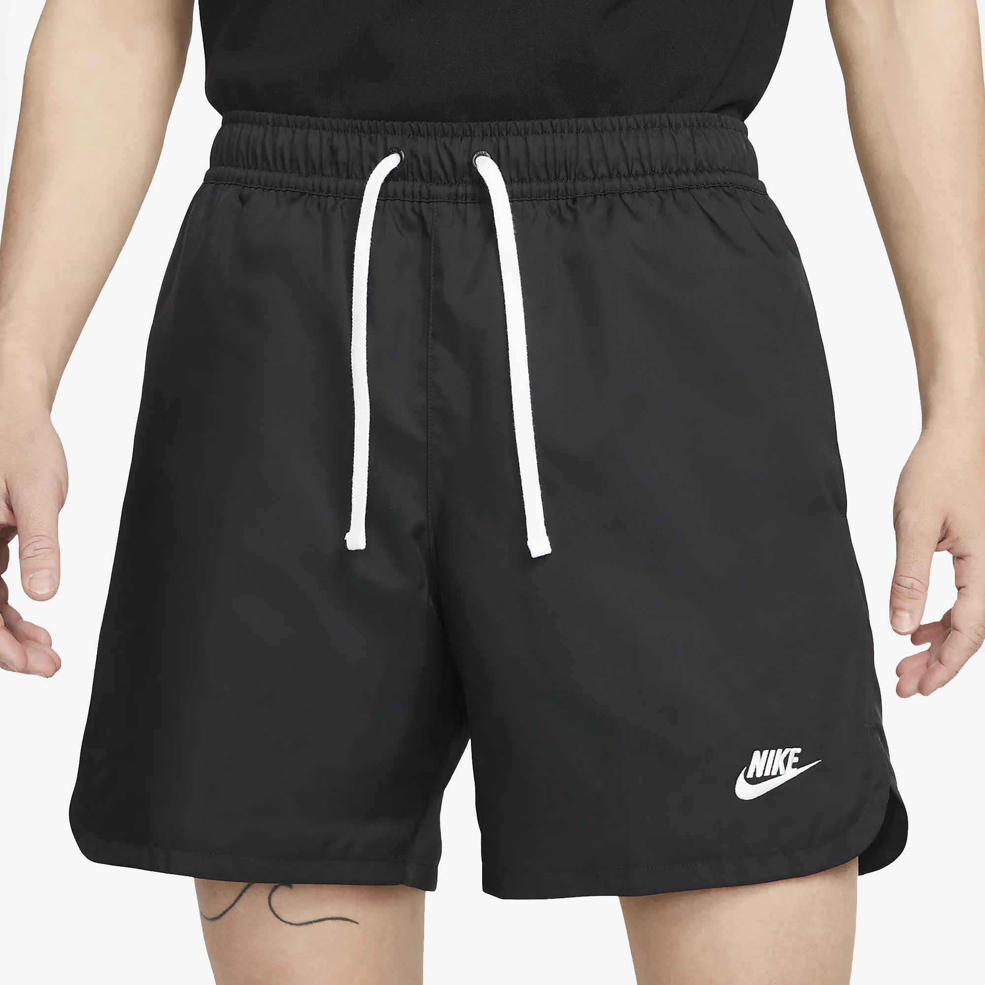 SPORTSWEAR SPORT ESSENTIALS 'BLACK/WHITE'